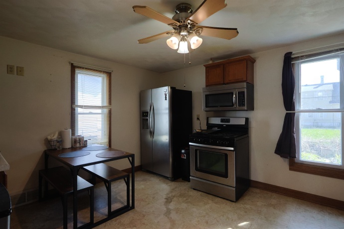 1234 West, ROCKFORD, Illinois 61102, ,2 Units,For Sale,West,202602375