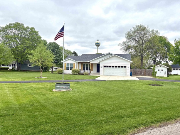 805 Market, Hennepin, Illinois 61327, 3 Bedrooms Bedrooms, ,2 BathroomsBathrooms,House,For Sale,Market,202602376