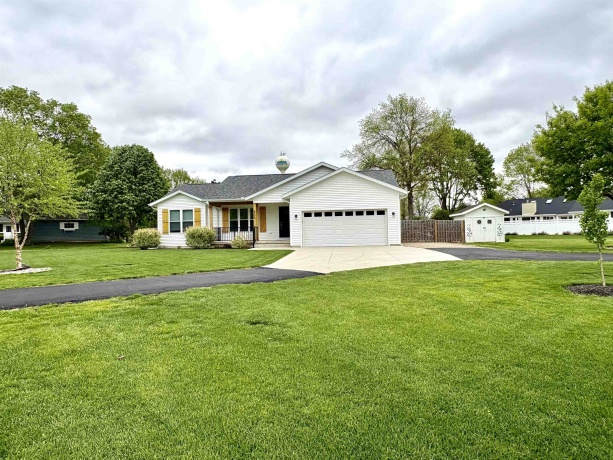 805 Market, Hennepin, Illinois 61327, 3 Bedrooms Bedrooms, ,2 BathroomsBathrooms,House,For Sale,Market,202602376