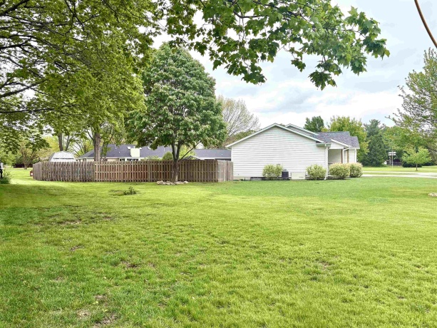 805 Market, Hennepin, Illinois 61327, 3 Bedrooms Bedrooms, ,2 BathroomsBathrooms,House,For Sale,Market,202602376