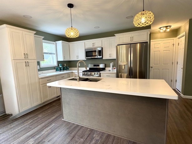 805 Market, Hennepin, Illinois 61327, 3 Bedrooms Bedrooms, ,2 BathroomsBathrooms,House,For Sale,Market,202602376