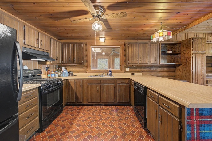 18 Sundance, GALENA, Illinois 61036, 3 Bedrooms Bedrooms, ,2 BathroomsBathrooms,House,For Sale,Sundance,202602377