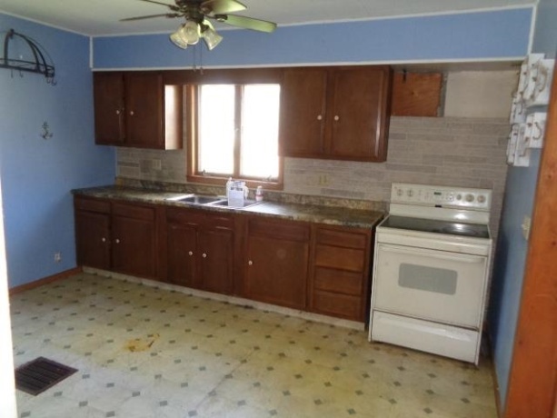 106 Second, LEAF RIVER, Illinois 61047, 3 Bedrooms Bedrooms, ,2 BathroomsBathrooms,House,For Sale,Second,202602378