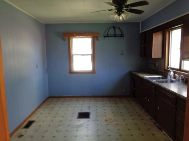 106 Second, LEAF RIVER, Illinois 61047, 3 Bedrooms Bedrooms, ,2 BathroomsBathrooms,House,For Sale,Second,202602378