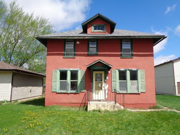 106 Second, LEAF RIVER, Illinois 61047, 3 Bedrooms Bedrooms, ,2 BathroomsBathrooms,House,For Sale,Second,202602378