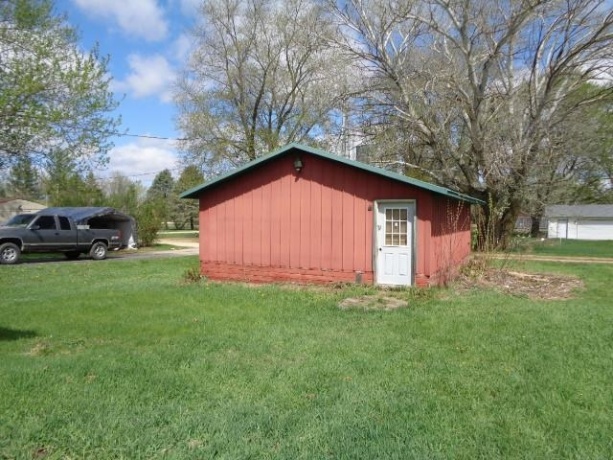 106 Second, LEAF RIVER, Illinois 61047, 3 Bedrooms Bedrooms, ,2 BathroomsBathrooms,House,For Sale,Second,202602378