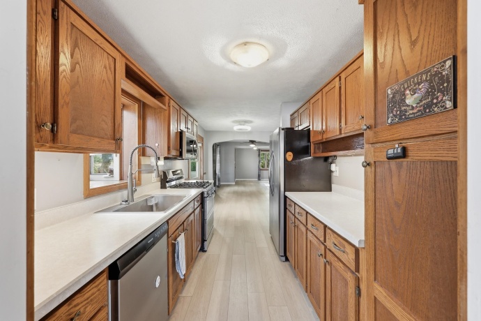 5310 DAILETTE, ROCKFORD, Illinois 61102, 2 Bedrooms Bedrooms, ,2 BathroomsBathrooms,House,For Sale,DAILETTE,202602379