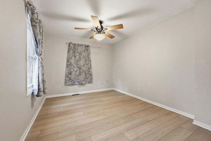 5310 DAILETTE, ROCKFORD, Illinois 61102, 2 Bedrooms Bedrooms, ,2 BathroomsBathrooms,House,For Sale,DAILETTE,202602379