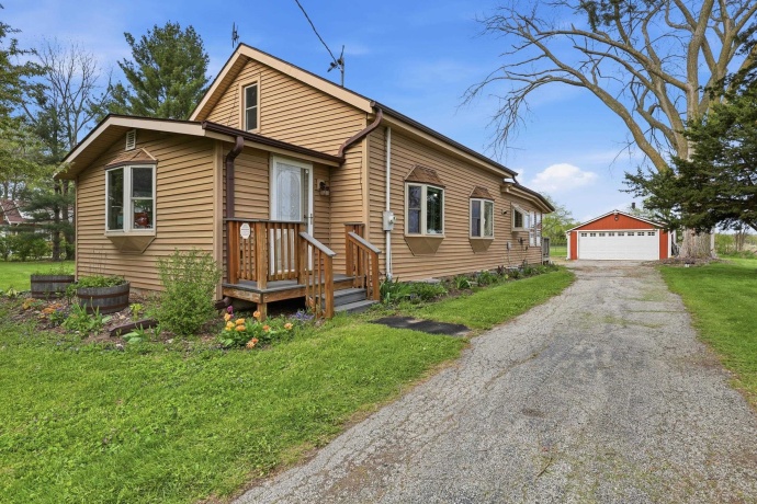 5310 DAILETTE, ROCKFORD, Illinois 61102, 2 Bedrooms Bedrooms, ,2 BathroomsBathrooms,House,For Sale,DAILETTE,202602379