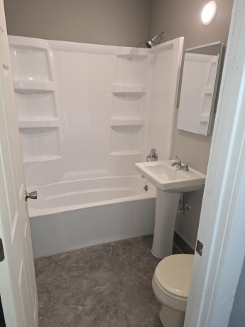 314 Longwood, ROCKFORD, Illinois 61114, 2 Bedrooms Bedrooms, ,1 BathroomBathrooms,House,For Sale,Longwood,202602381