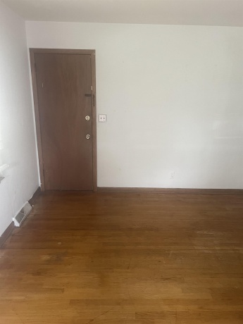 2221 7th, ROCKFORD, Illinois 61104, ,3 - 4 Units,For Sale,7th,202602382