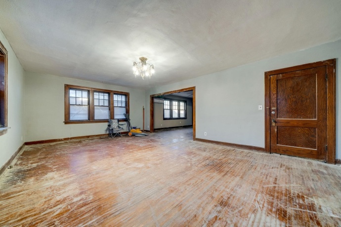 914-916 Winnebago St, ROCKFORD, Illinois 61103, ,2 Units,For Sale,Winnebago St,202601164