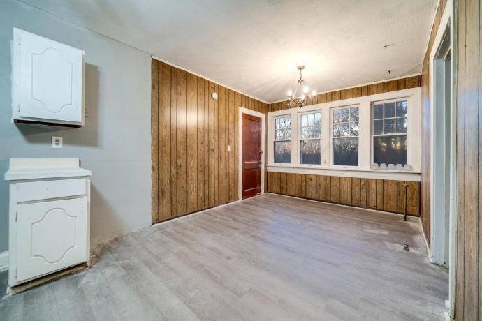 914-916 Winnebago St, ROCKFORD, Illinois 61103, ,2 Units,For Sale,Winnebago St,202601164