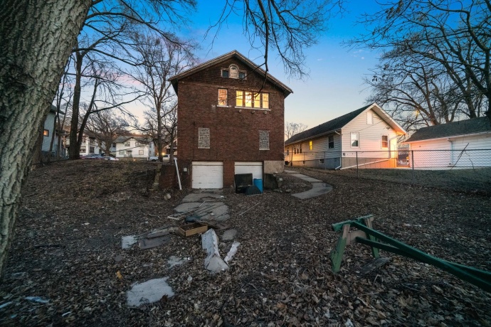 914-916 Winnebago St, ROCKFORD, Illinois 61103, ,2 Units,For Sale,Winnebago St,202601164