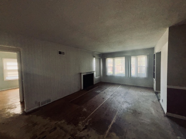 1331 Logan, FREEPORT, Illinois 61032, 3 Bedrooms Bedrooms, ,2 BathroomsBathrooms,House,For Sale,Logan,202602385