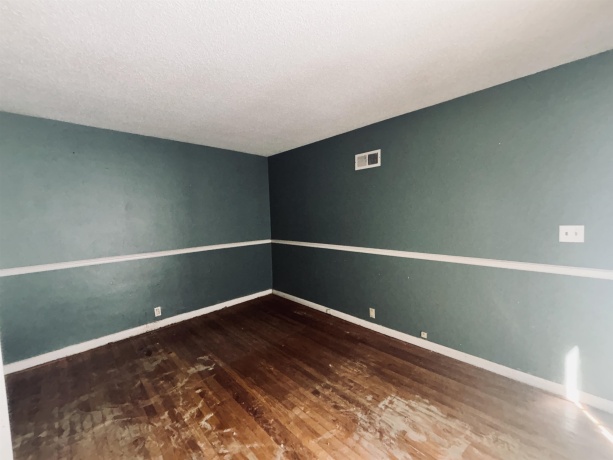 1331 Logan, FREEPORT, Illinois 61032, 3 Bedrooms Bedrooms, ,2 BathroomsBathrooms,House,For Sale,Logan,202602385