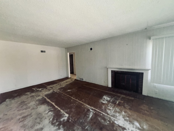 1331 Logan, FREEPORT, Illinois 61032, 3 Bedrooms Bedrooms, ,2 BathroomsBathrooms,House,For Sale,Logan,202602385