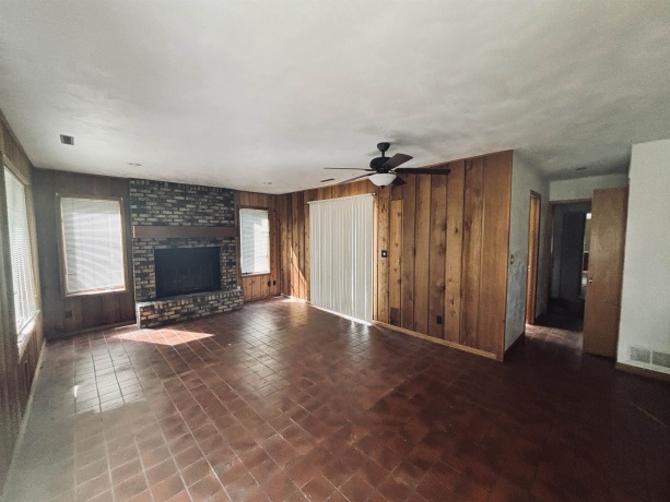 1331 Logan, FREEPORT, Illinois 61032, 3 Bedrooms Bedrooms, ,2 BathroomsBathrooms,House,For Sale,Logan,202602385