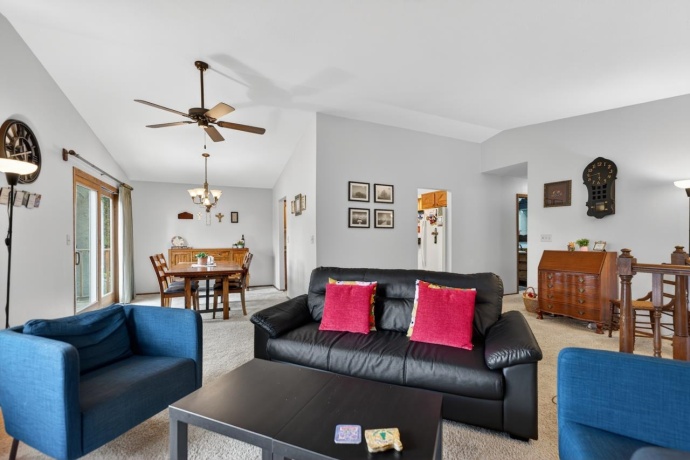 5965 Chandler, ROCKFORD, Illinois 61114, 4 Bedrooms Bedrooms, ,3 BathroomsBathrooms,House,For Sale,Chandler,202602386