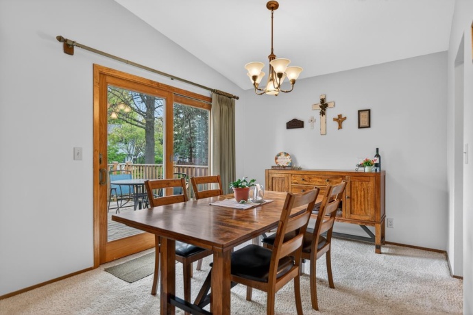 5965 Chandler, ROCKFORD, Illinois 61114, 4 Bedrooms Bedrooms, ,3 BathroomsBathrooms,House,For Sale,Chandler,202602386