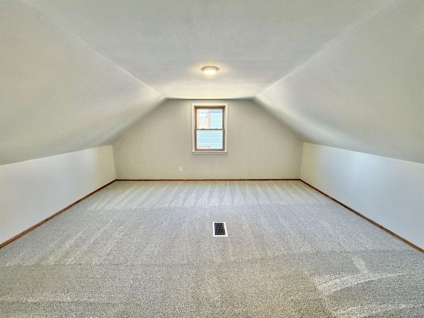 314 London, ROCKFORD, Illinois 61107, 3 Bedrooms Bedrooms, ,1 BathroomBathrooms,House,For Sale,London,202601346