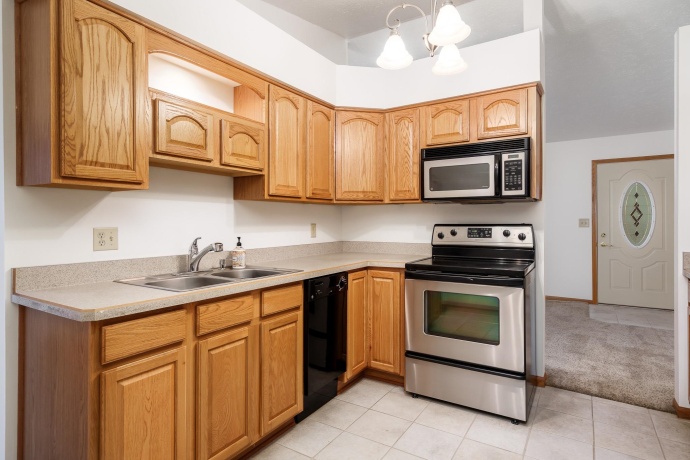 10355 Banyan, MACHESNEY PARK, Illinois 61115, 3 Bedrooms Bedrooms, ,1 BathroomBathrooms,House,For Sale,Banyan,202602388