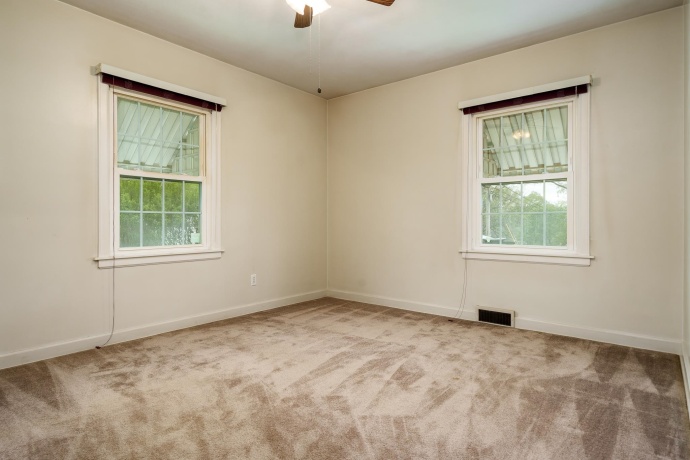 1225 28th, ROCKFORD, Illinois 61108, 2 Bedrooms Bedrooms, ,1 BathroomBathrooms,House,For Sale,28th,202602389