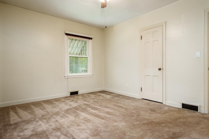 1225 28th, ROCKFORD, Illinois 61108, 2 Bedrooms Bedrooms, ,1 BathroomBathrooms,House,For Sale,28th,202602389