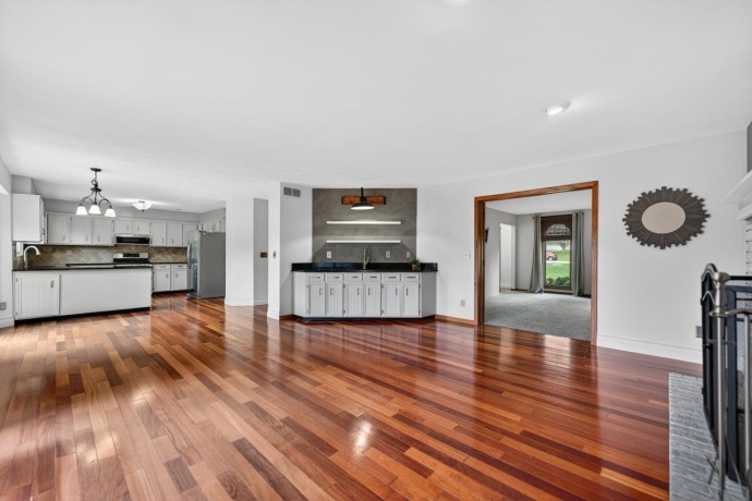 11145 ABBOTSFORD, BELVIDERE, Illinois 61008, 5 Bedrooms Bedrooms, ,3 BathroomsBathrooms,House,For Sale,ABBOTSFORD,202602392