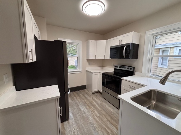 1512 Price, ROCKFORD, Illinois 61103, 3 Bedrooms Bedrooms, ,1 BathroomBathrooms,House,For Sale,Price,202602393