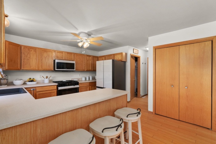 137 Lamplighter Loop SE, POPLAR GROVE, Illinois 61065, 4 Bedrooms Bedrooms, ,2 BathroomsBathrooms,House,For Sale,Lamplighter Loop SE,202602394