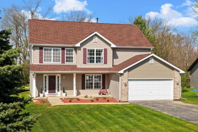 137 Lamplighter Loop SE, POPLAR GROVE, Illinois 61065, 4 Bedrooms Bedrooms, ,2 BathroomsBathrooms,House,For Sale,Lamplighter Loop SE,202602394