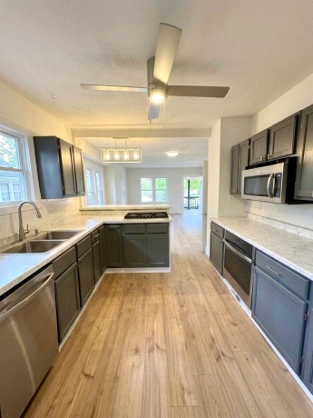 1512 Vernon, ROCKFORD, Illinois 61103, 3 Bedrooms Bedrooms, ,1 BathroomBathrooms,House,For Sale,Vernon,202602400