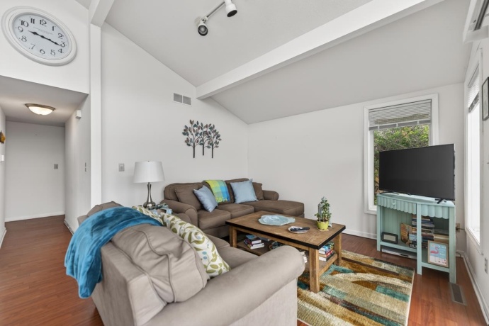 2235 Breckenboro, LAKE SUMMERSET, Illinois 61019, 3 Bedrooms Bedrooms, ,2 BathroomsBathrooms,House,For Sale,Breckenboro,202602396