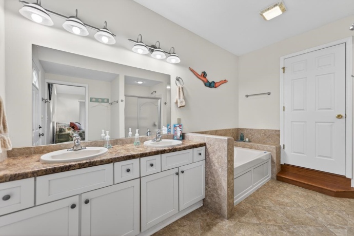 2235 Breckenboro, LAKE SUMMERSET, Illinois 61019, 3 Bedrooms Bedrooms, ,2 BathroomsBathrooms,House,For Sale,Breckenboro,202602396