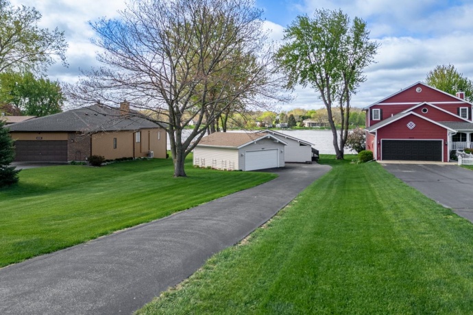 2235 Breckenboro, LAKE SUMMERSET, Illinois 61019, 3 Bedrooms Bedrooms, ,2 BathroomsBathrooms,House,For Sale,Breckenboro,202602396