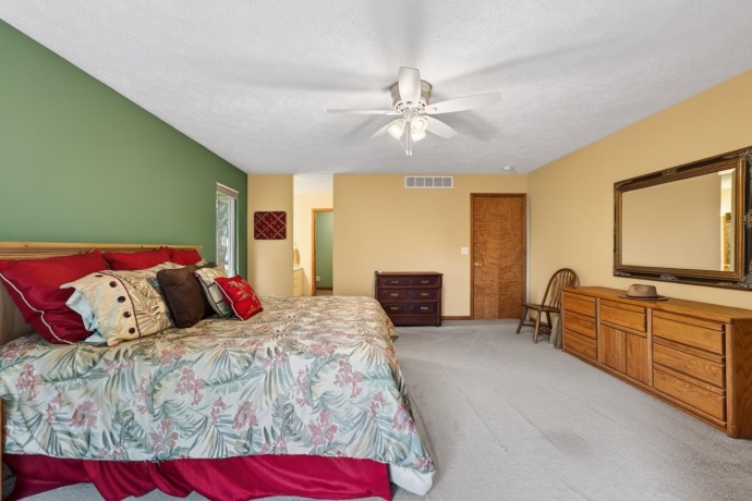 1261 LAKE SUMMERSET, LAKE SUMMERSET, Illinois 61019, 4 Bedrooms Bedrooms, ,3 BathroomsBathrooms,House,For Sale,LAKE SUMMERSET,202602401