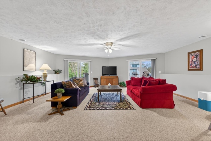 1261 LAKE SUMMERSET, LAKE SUMMERSET, Illinois 61019, 4 Bedrooms Bedrooms, ,3 BathroomsBathrooms,House,For Sale,LAKE SUMMERSET,202602401