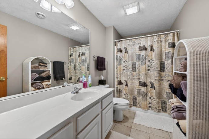 1261 LAKE SUMMERSET, LAKE SUMMERSET, Illinois 61019, 4 Bedrooms Bedrooms, ,3 BathroomsBathrooms,House,For Sale,LAKE SUMMERSET,202602401