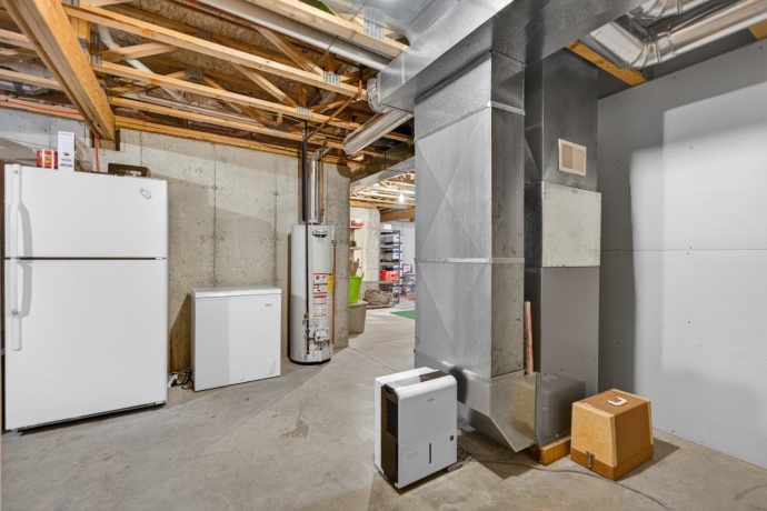 1261 LAKE SUMMERSET, LAKE SUMMERSET, Illinois 61019, 4 Bedrooms Bedrooms, ,3 BathroomsBathrooms,House,For Sale,LAKE SUMMERSET,202602401