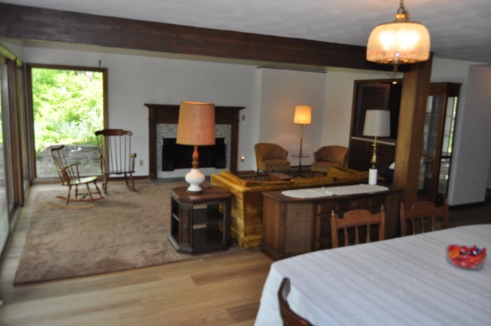 2648 Shepard, FREEPORT, Illinois 61032, 4 Bedrooms Bedrooms, ,2 BathroomsBathrooms,House,For Sale,Shepard,202602403