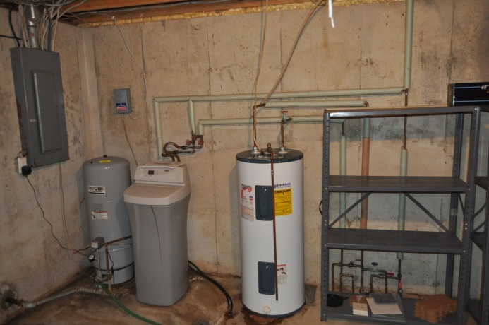 2648 Shepard, FREEPORT, Illinois 61032, 4 Bedrooms Bedrooms, ,2 BathroomsBathrooms,House,For Sale,Shepard,202602403