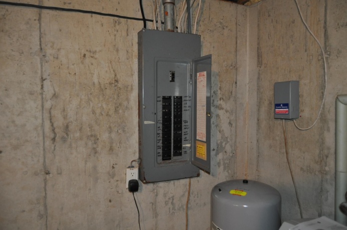 2648 Shepard, FREEPORT, Illinois 61032, 4 Bedrooms Bedrooms, ,2 BathroomsBathrooms,House,For Sale,Shepard,202602403