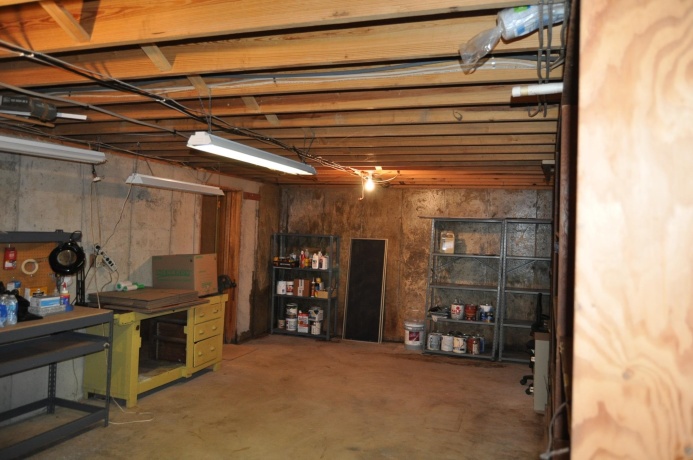 2648 Shepard, FREEPORT, Illinois 61032, 4 Bedrooms Bedrooms, ,2 BathroomsBathrooms,House,For Sale,Shepard,202602403