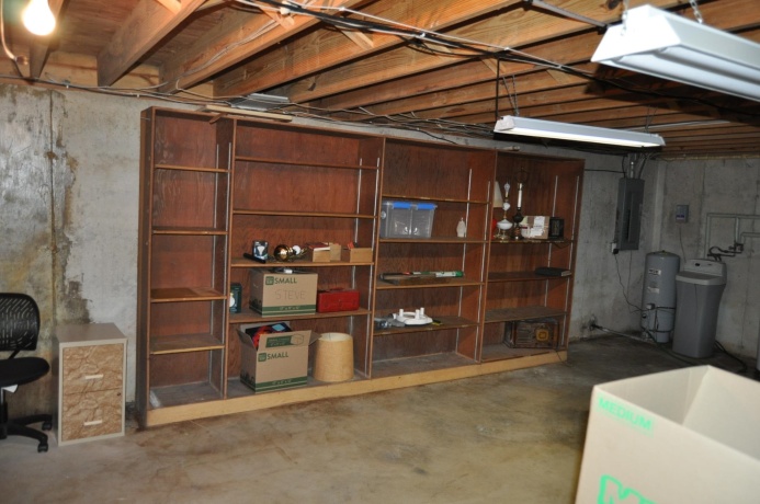 2648 Shepard, FREEPORT, Illinois 61032, 4 Bedrooms Bedrooms, ,2 BathroomsBathrooms,House,For Sale,Shepard,202602403