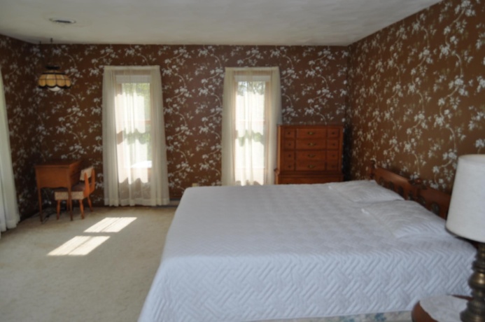 2648 Shepard, FREEPORT, Illinois 61032, 4 Bedrooms Bedrooms, ,2 BathroomsBathrooms,House,For Sale,Shepard,202602403