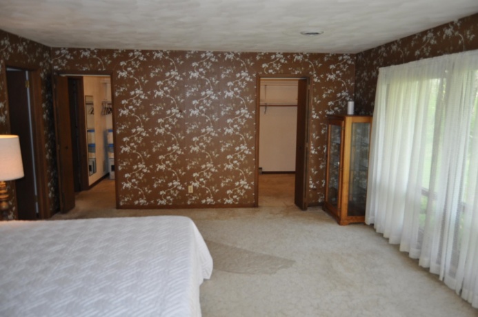 2648 Shepard, FREEPORT, Illinois 61032, 4 Bedrooms Bedrooms, ,2 BathroomsBathrooms,House,For Sale,Shepard,202602403