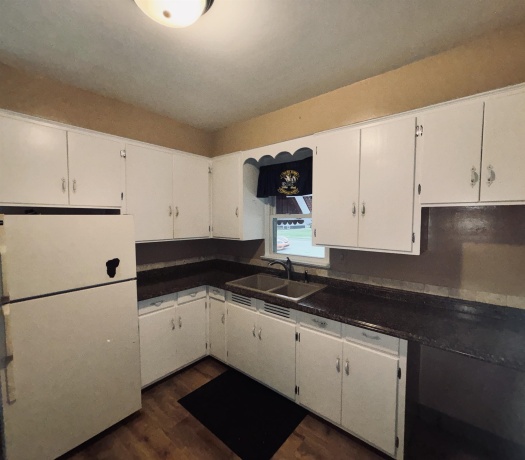 4933 Illinois, LOVES PARK, Illinois 61111, 2 Bedrooms Bedrooms, ,1 BathroomBathrooms,House,For Sale,Illinois,202602405