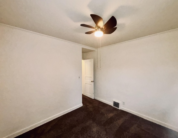 4933 Illinois, LOVES PARK, Illinois 61111, 2 Bedrooms Bedrooms, ,1 BathroomBathrooms,House,For Sale,Illinois,202602405