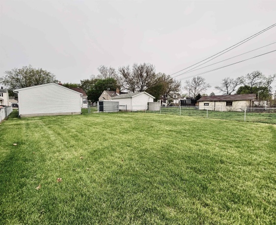 4933 Illinois, LOVES PARK, Illinois 61111, 2 Bedrooms Bedrooms, ,1 BathroomBathrooms,House,For Sale,Illinois,202602405